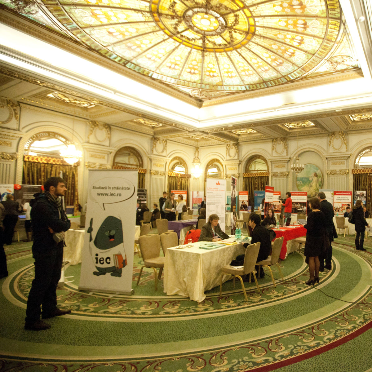 Scoli Boarding in vizita in Romania